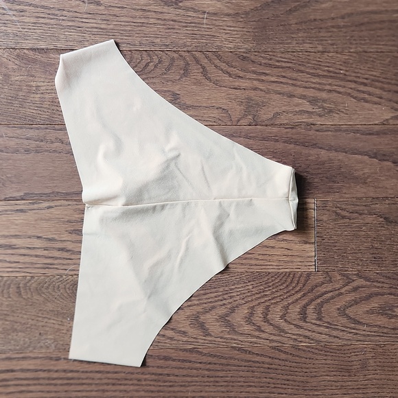 Gilly Hicks Cheeky Panties - Tan colour BNWT - Picture 4 of 4